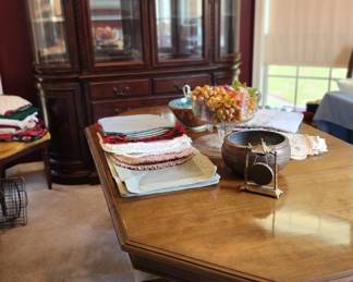 Dining room set in nice condition