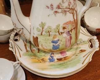 antique Limoges, uncommon pattern