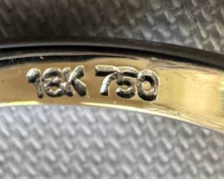 18K Gold Diamond & Peridot Ring