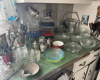 Collection of Vintage Glass & Accessories