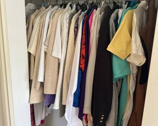 Large Collection of Women's New & Vintage Clothing