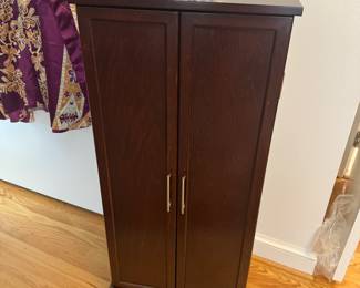 Mele & Co. Flip Top 2 Door / 8 Drawer Jewelry Cabinet (18"W x 12"D x 40"H)