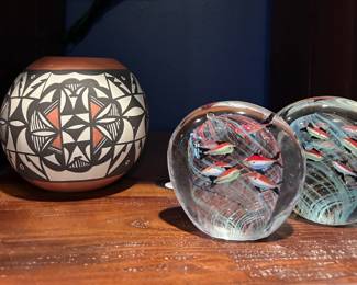 Glass paper weights