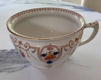 Arcadia Chamber Pot