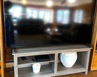 Fairly new 75” Sony Bravia TV (box available)