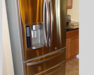 LG (Double Bottom Freezer) Fridge