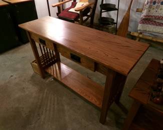 Mission style sofa table 