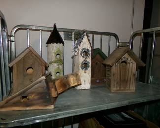Assortment of bird houses 