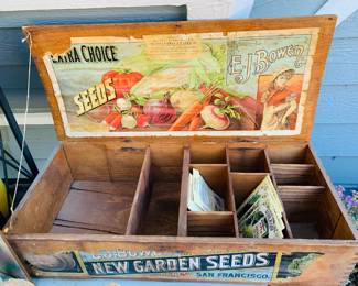 Vintage Seeds Box