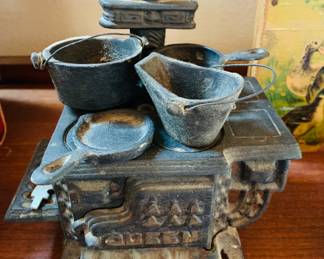 Cast Iron Queen Stove