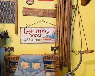 Antique Laundry Wringer - Wall Mount Clothes Dry Rack - Manual Clothes Washer