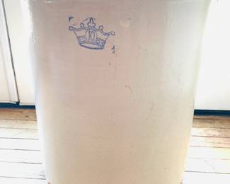 10 Gallon Crown Stoneware Crock