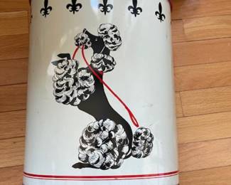 Vintage trash can- cute!