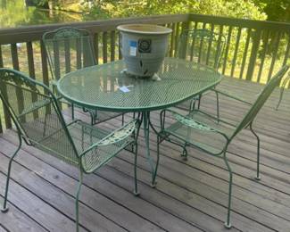 Meadowcraft table and 4 chairs