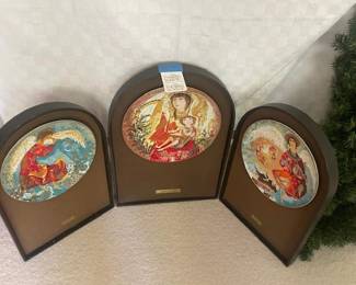 Framed collector plates