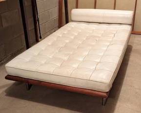 Vintage Mies van der Rohe for Knoll Barcelona Leather Daybed
