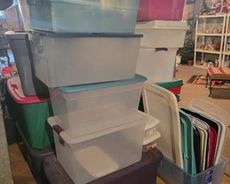 Storage bins