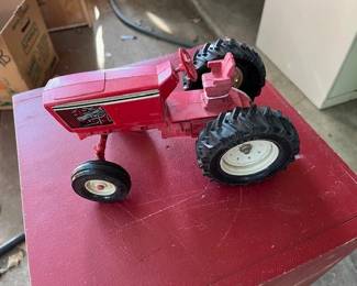 ERTL Tractor