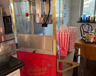 Popcorn machine