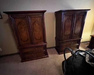 Pair Stanley fitted gentlemen’s chests