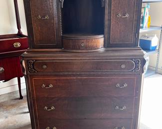 Unusual early 1900s Chest of Drawers