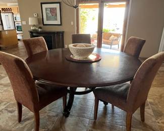 Round Dining Table with five chairs
