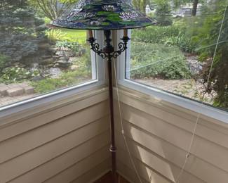 Tiffany-Style iron floor lamp