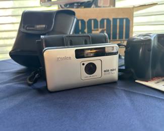 Konica Big Mini 35mm film camera