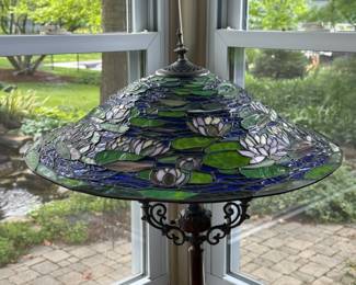 Tiffany-Style iron floor lamp