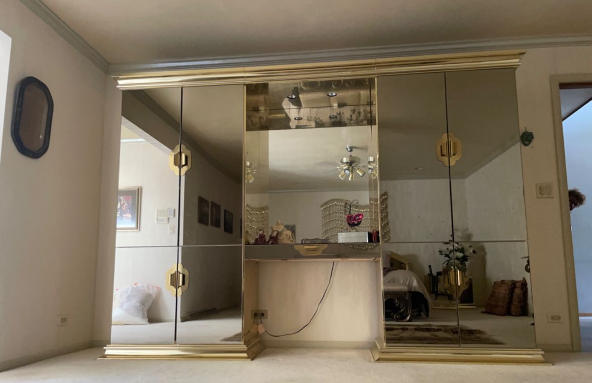 BEAUTIFUL HIGH END SALE IN OAKBROOK STILL... starts on 7/13/2024