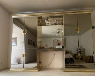 HOLLYWOOD REGENCY WALL UNIT