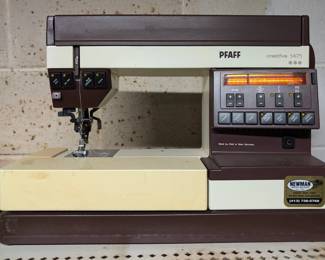 Pfaff Creative 1471 Sewing Machine