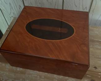 cigar box