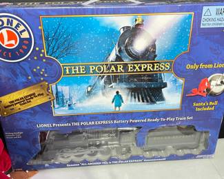 Lionel Polar Express Train ~