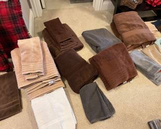 Many towels (like new) ~