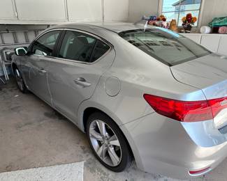 Single owner 2014 Acura ILX with 10,162 miles and clean original title. Tags are due but the vehicle has been non oped so there are no penalty fees. Available for viewing and pre sale, call Robert at 714 499 4199.
