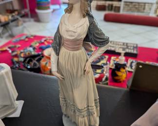 $260 - Goya Lady, #5125, Issued 1980, Retired 1989 (has original box).