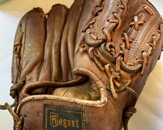 Vintage baseball mitt