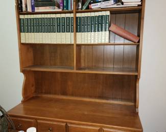Maple Desk with Book Shelf