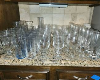 Glasses - Wine Glasses 