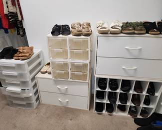 Ladies Shoes - Size 7 - Storage Containers 