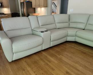 Beautiful power sectional - under 2 years old
