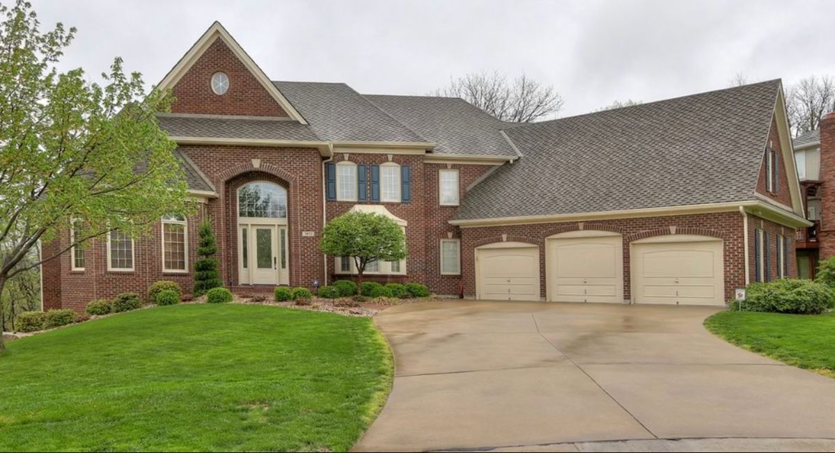 Great clean sale in fantastic home on Riss Lake starts on 6/20/2024