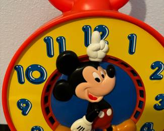 1981 Mattel Disney Mickey Mouse See 'n Say Clock
