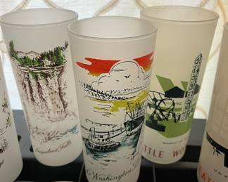 Washington Location Frosted Souvenir Glasses