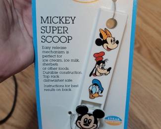 Disney Chef Mickey Collection Ice Cream Scoop