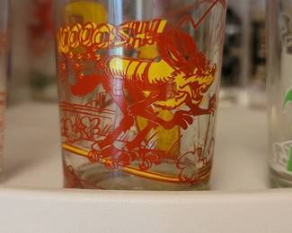1974 Looney Tunes Wile E. Coyote/Road Runner Glass 