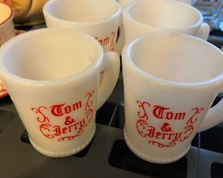 Set of 6 McKee Tom & Jerry Milk Glass Mugs