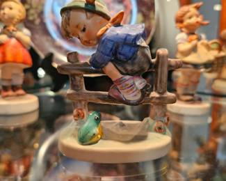 "Retreat To Safety" Goebel Hummel Figurine - Boy On Fence With Frog!