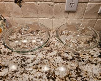 Covered Glass Casserole Dishes